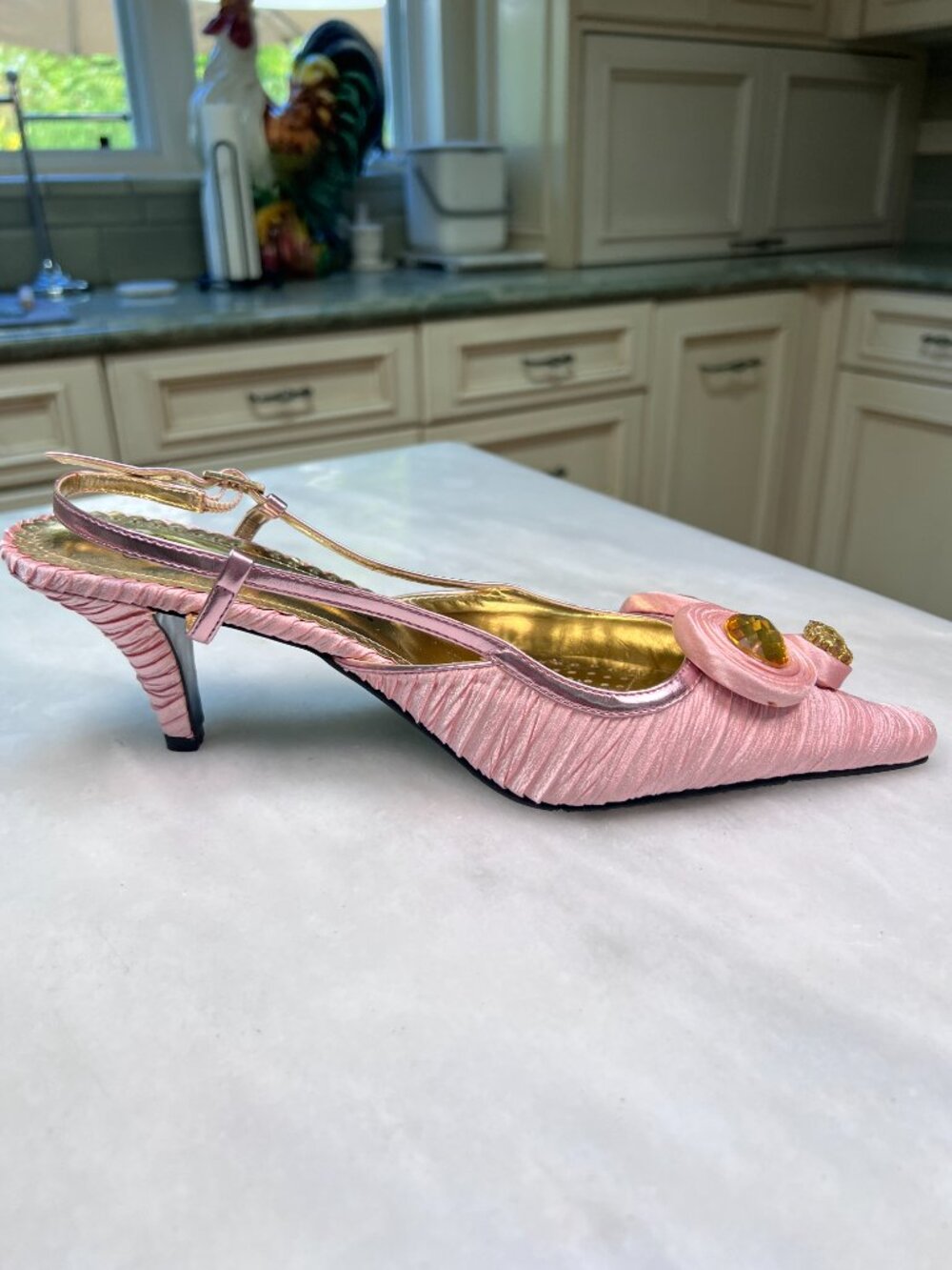J.Renee Alida Slingback Soft Pink Fabric Butterfly Heels Size 8 - Vintage - Picture 9 of 9